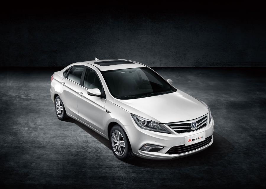  ChangAn Eado 2015 года  (фото 9 из 9)